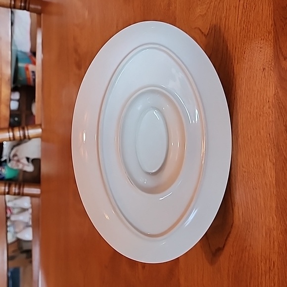 Gravy Bowl With Attached Plate - Picture 3 of 5